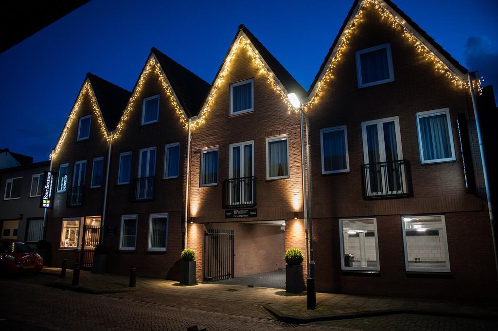 Four Seasons Zuiderstraat Apartment *